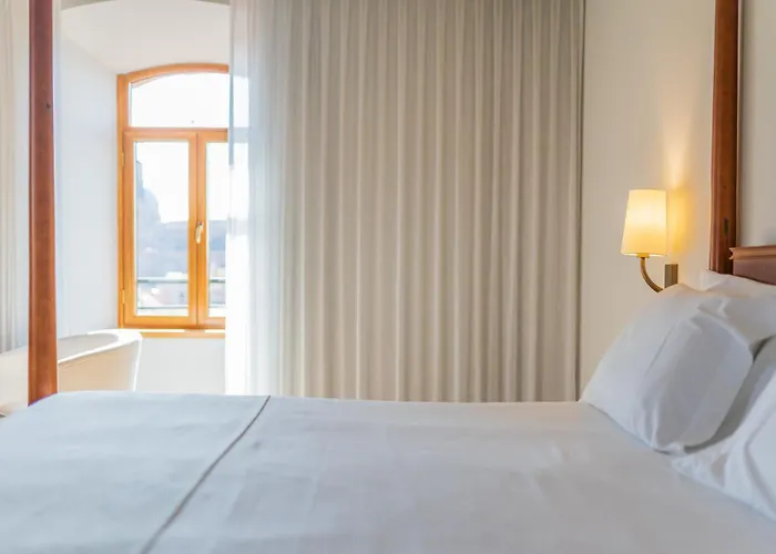 阿巴丰塞卡酒店 4*