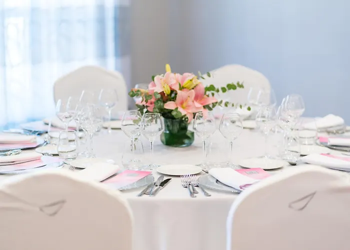 阿巴丰塞卡酒店 4*